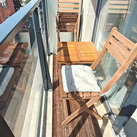 Vivid Sea And Luxury 2 2 Burgas